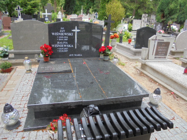 Grób Jan Wiśniewski