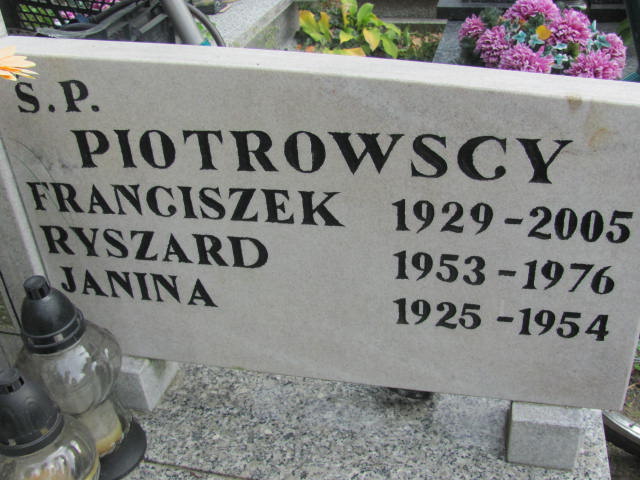 Janina Piotrowska 1925 Elbląg - Grobonet - Wyszukiwarka osób pochowanych