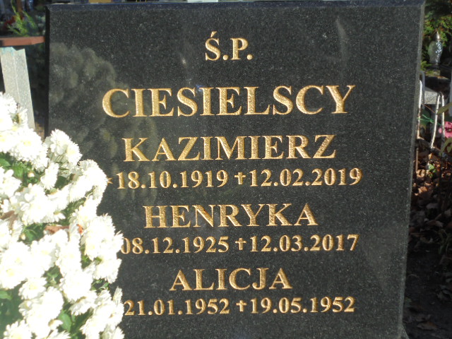 Alicja Ciesielska 1952 Elbląg - Grobonet - Wyszukiwarka osób pochowanych