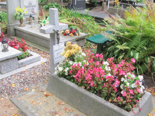 Grób Kazimierz Jagielski