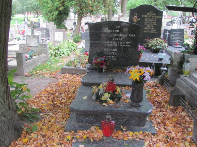 Grób Bronisława Data