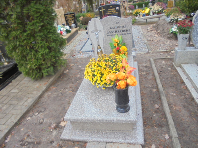 Grób Kazimierz Jastrzębski