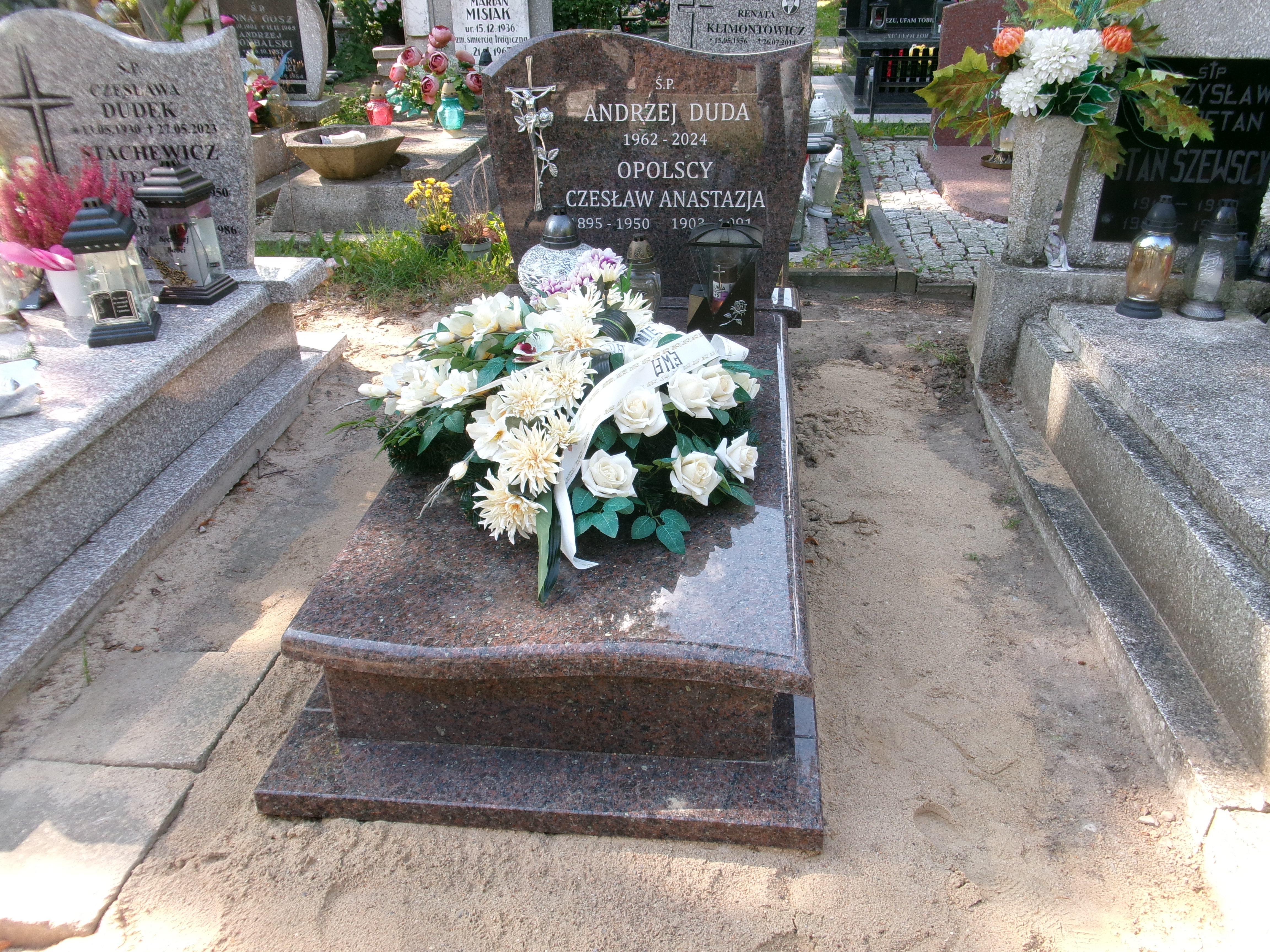 Grób Andrzej Duda