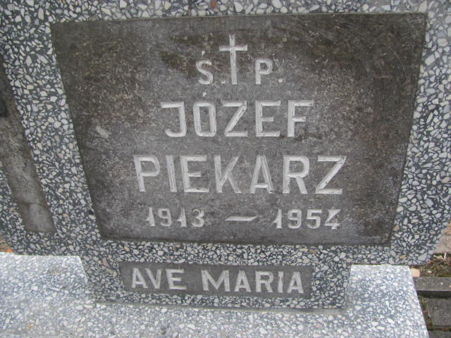 Józef Piekarz 1913 Elbląg - Grobonet - Wyszukiwarka osób pochowanych