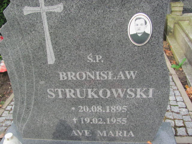 Bronisław Strukowski 1895 Elbląg - Grobonet - Wyszukiwarka osób pochowanych