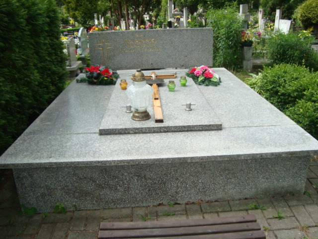 Grób Irena Wapińska