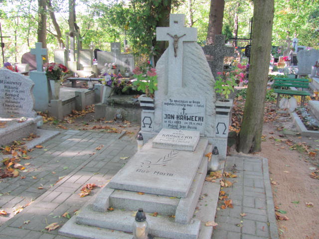 Grób Jan Karwecki