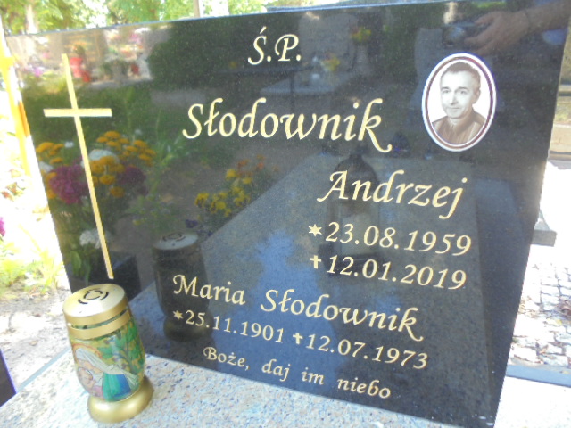 Grób Andrzej  Czesław Słodownik   