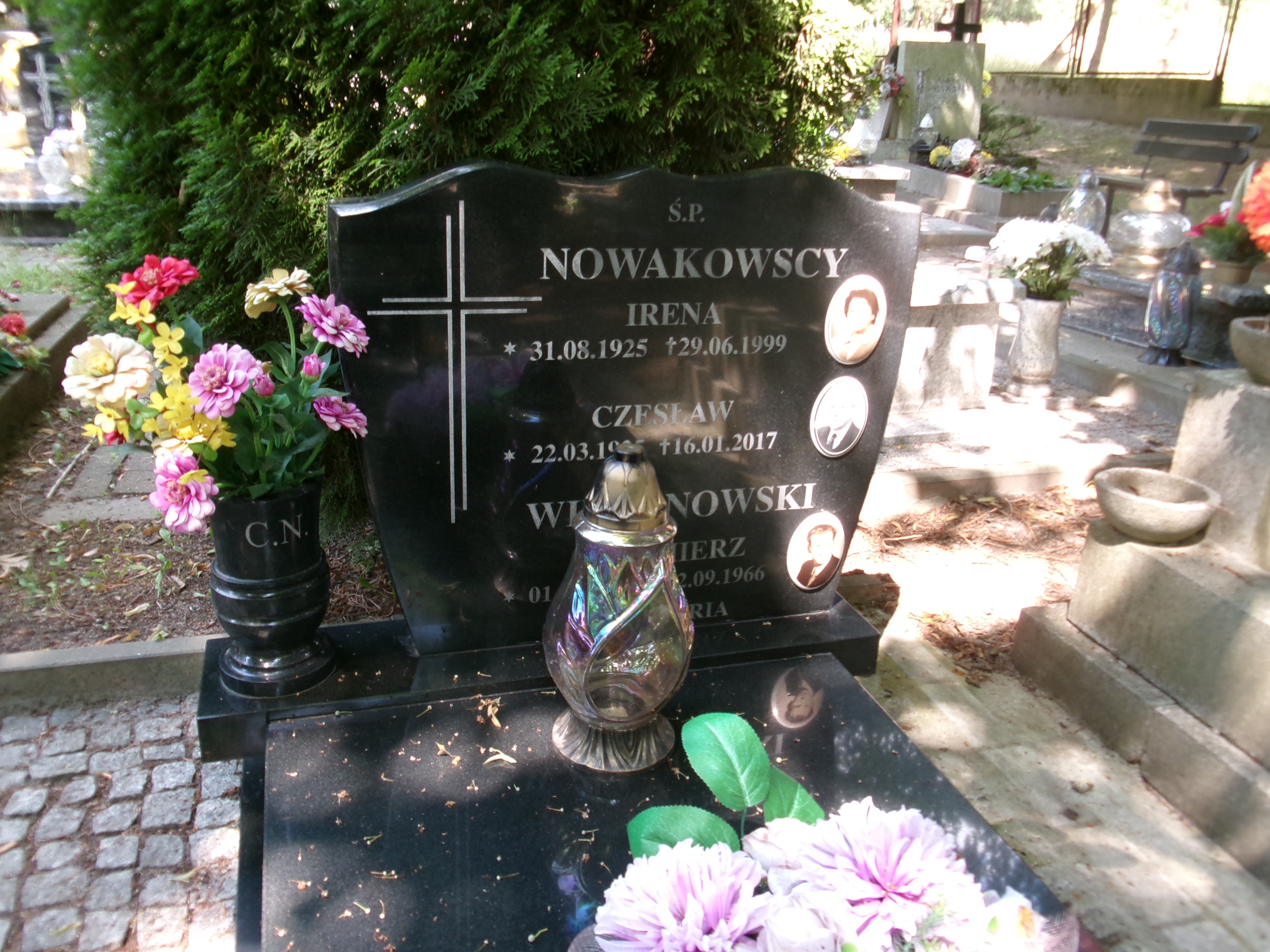 Czesław Nowakowski 1925 Elbląg - Grobonet - Wyszukiwarka osób pochowanych