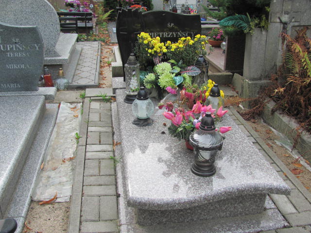 Grób Marianna Pietrzyńska