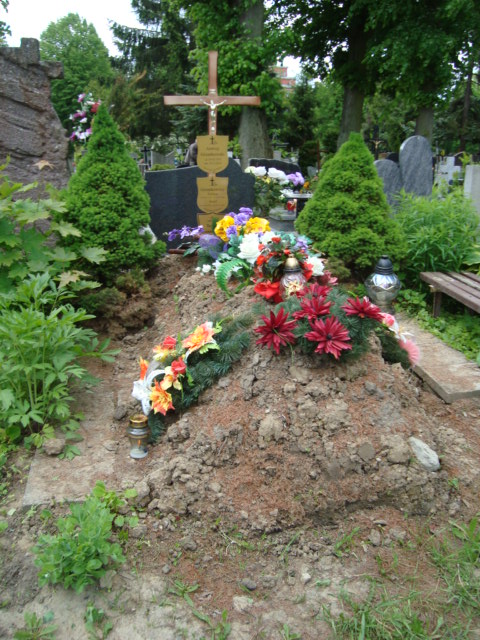 Grób Andrzej  Grzankowski