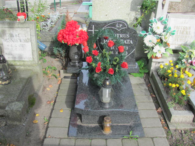 Grób Piotr Poświata