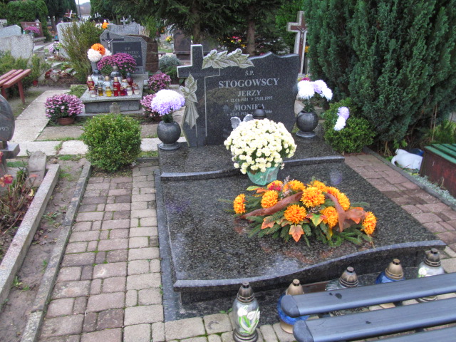 Grób Jerzy Stogowski