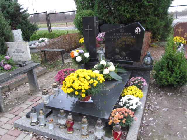 Grób Tadeusz Baranowski