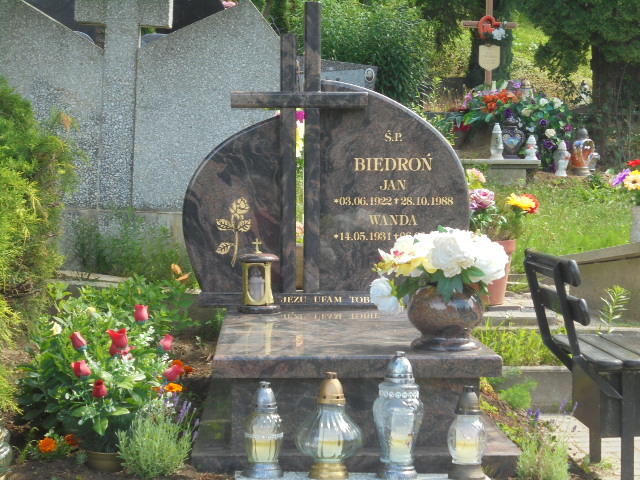 Grób Jan Biedroń