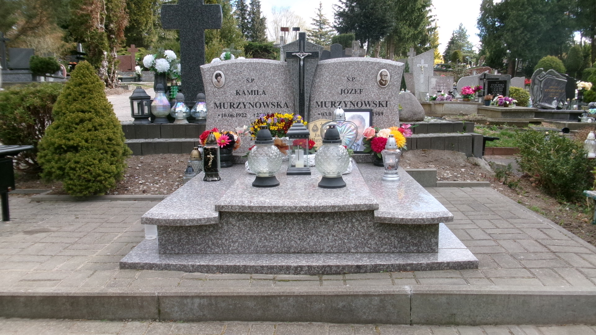 Grób Janusz Murzynowski