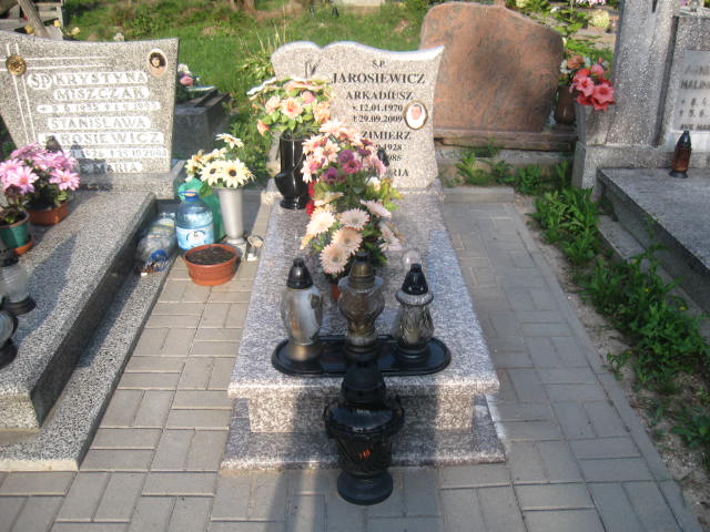 Grób Arkadiusz Jarosiewicz