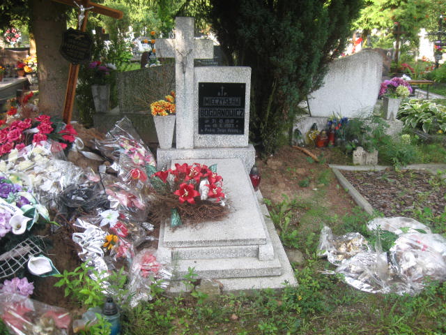 Grób Mieczysław Bogdanowicz