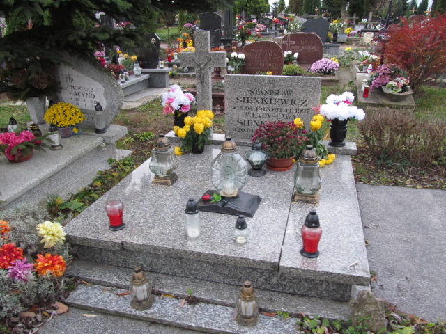 Grób Władysława Sienkiewicz