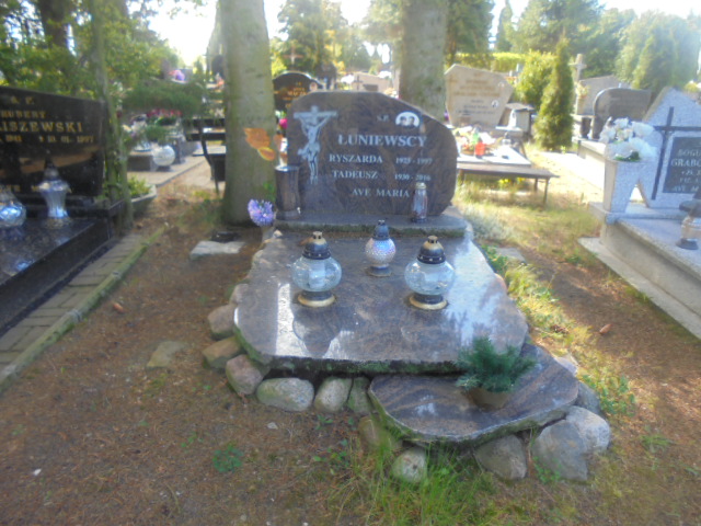 Grób Ryszarda Łuniewska