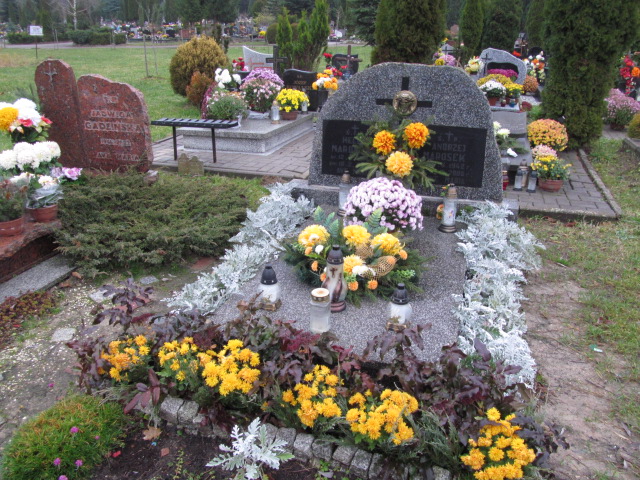 Grób Helena Marosek