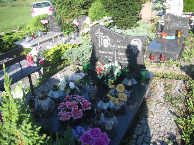 Grób Marian Lechwar