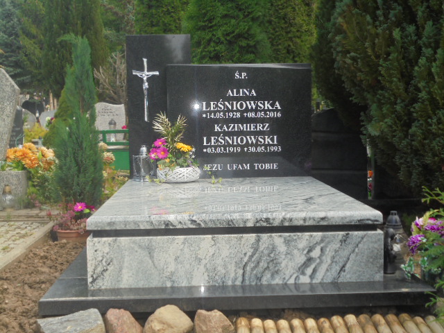 Grób Kazimierz Leśniowski