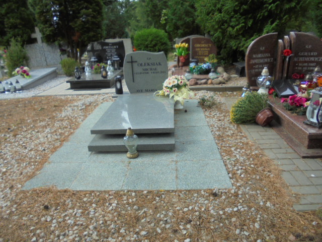 Grób Michał Adam Oleksiak