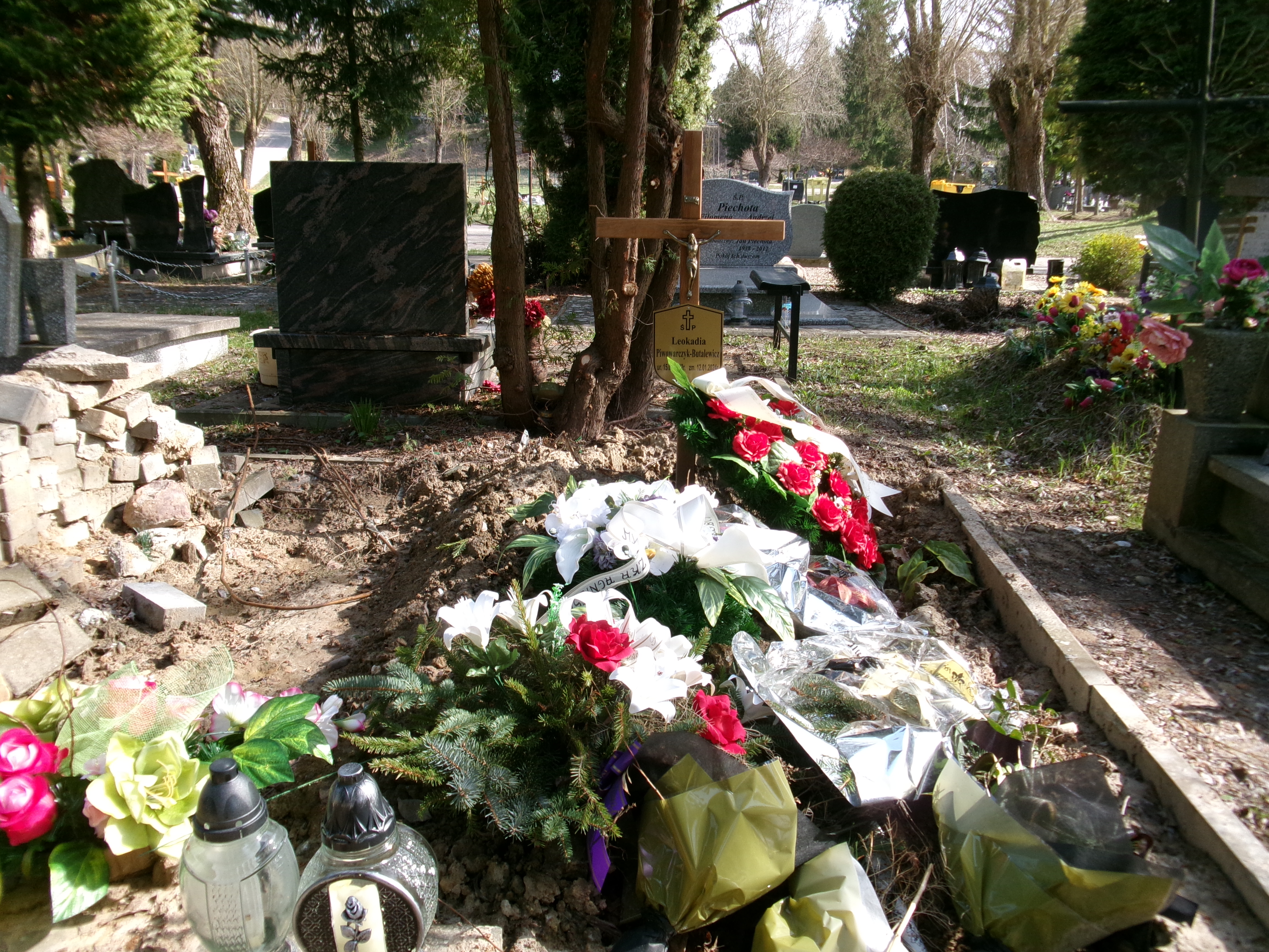 Grób Leokadia Piwowarczyk Butalewicz 