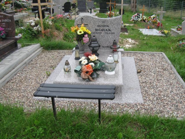 Grób Henryk Robak