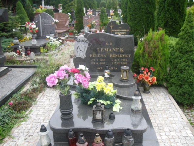 Grób Helena Lemanek