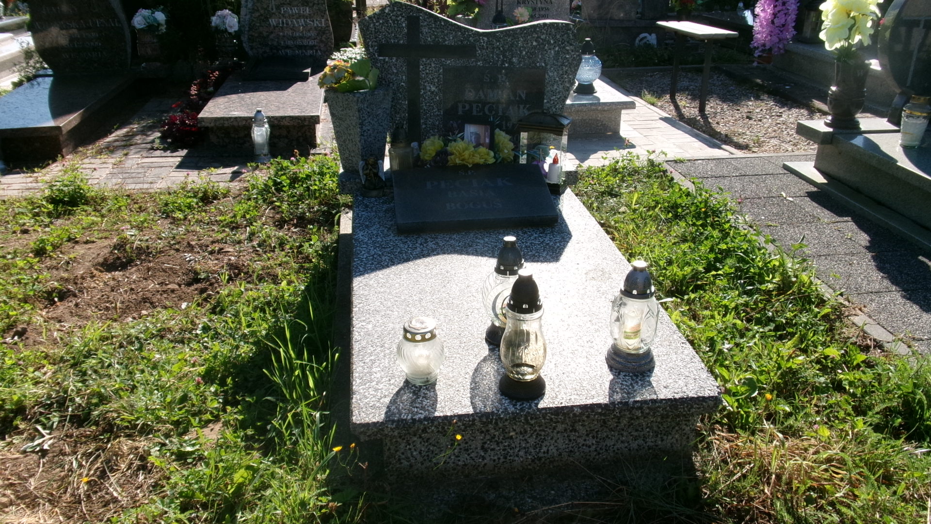 Grób Waldemar Peciak