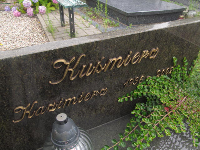 Urszula Kuśmierz 1932 Elbląg - Grobonet - Wyszukiwarka osób pochowanych