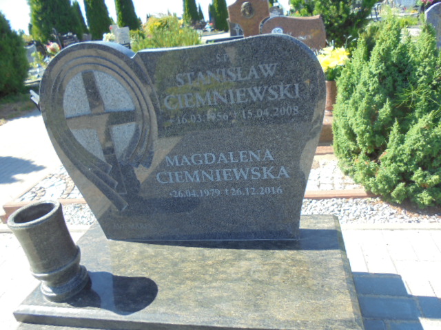 Magdalena Ciemniewska 1979 Elbląg - Grobonet - Wyszukiwarka osób pochowanych