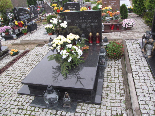 Grób Marian Romanowski