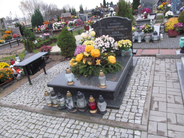 Grób Ryszard Klonowski