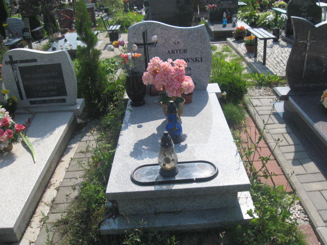 Grób Artur Bolesław Zakrzewski