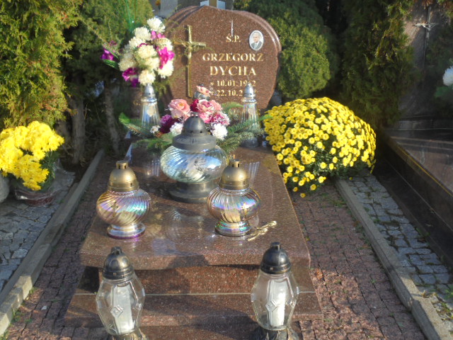 Grób Grzegorz Dycha