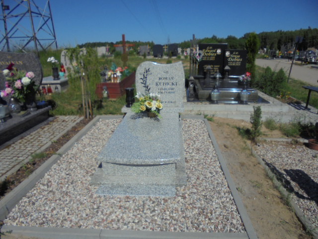 Grób Roman Kubicki