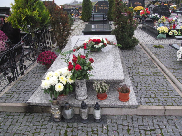 Grób Mieczysław Tymiński