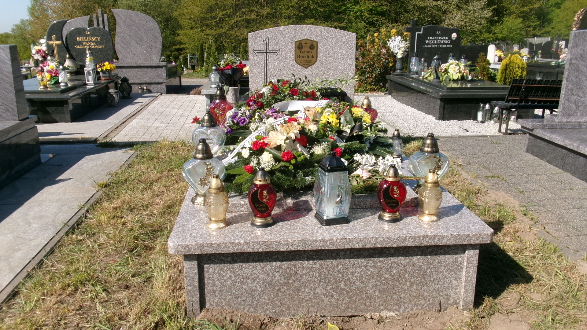 Grób Tadeusz Burdiak
