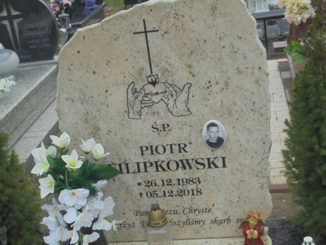 Piotr  Krzysztof Filipkowski 1983 Elbląg - Grobonet - Wyszukiwarka osób pochowanych