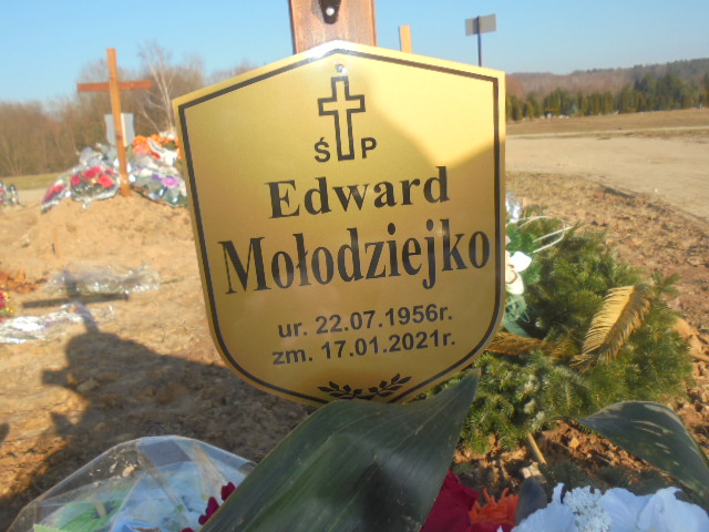 Grób Edward  Janusz   Mołodziejko