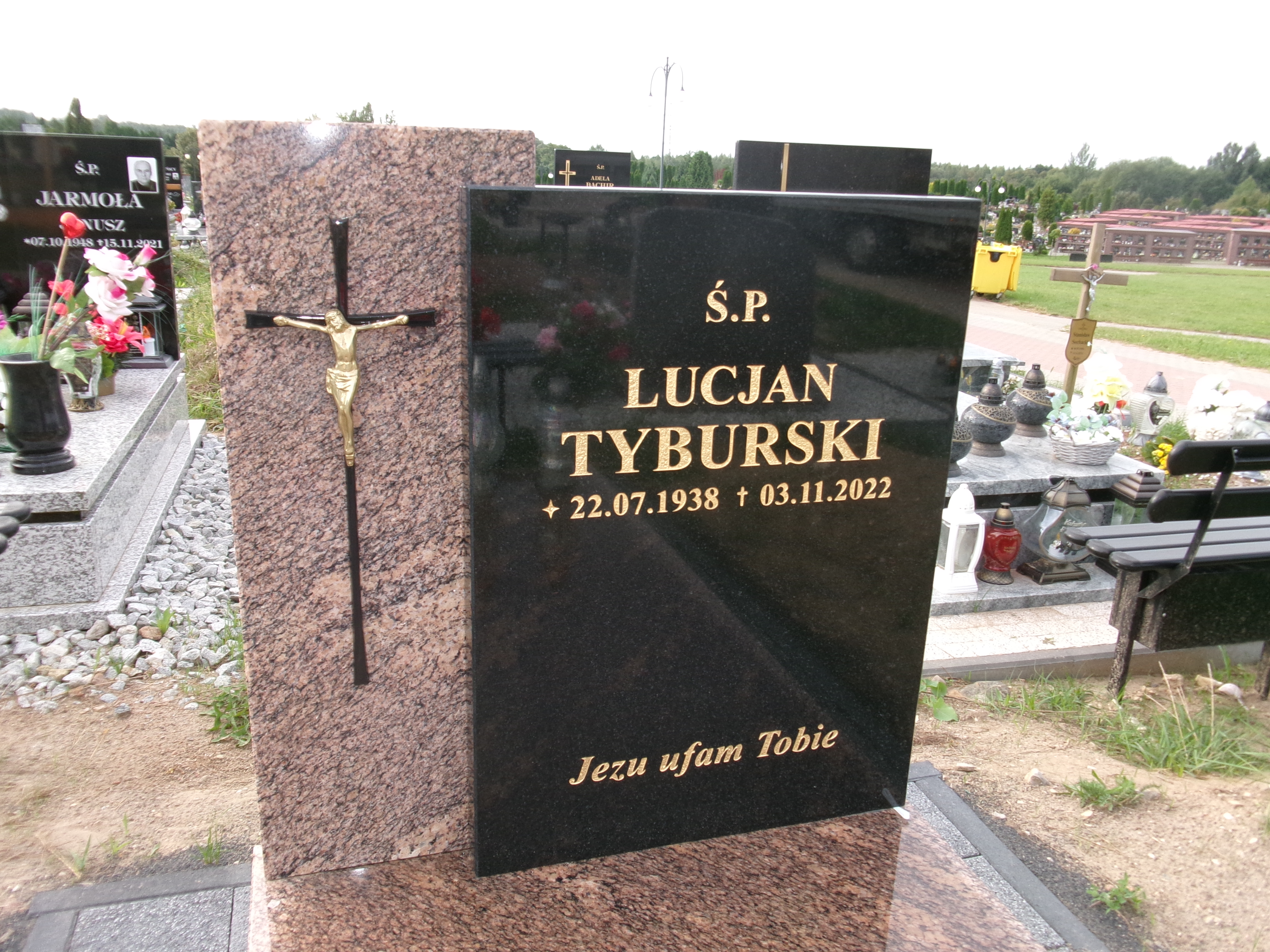Grób Lucjan Tyburski