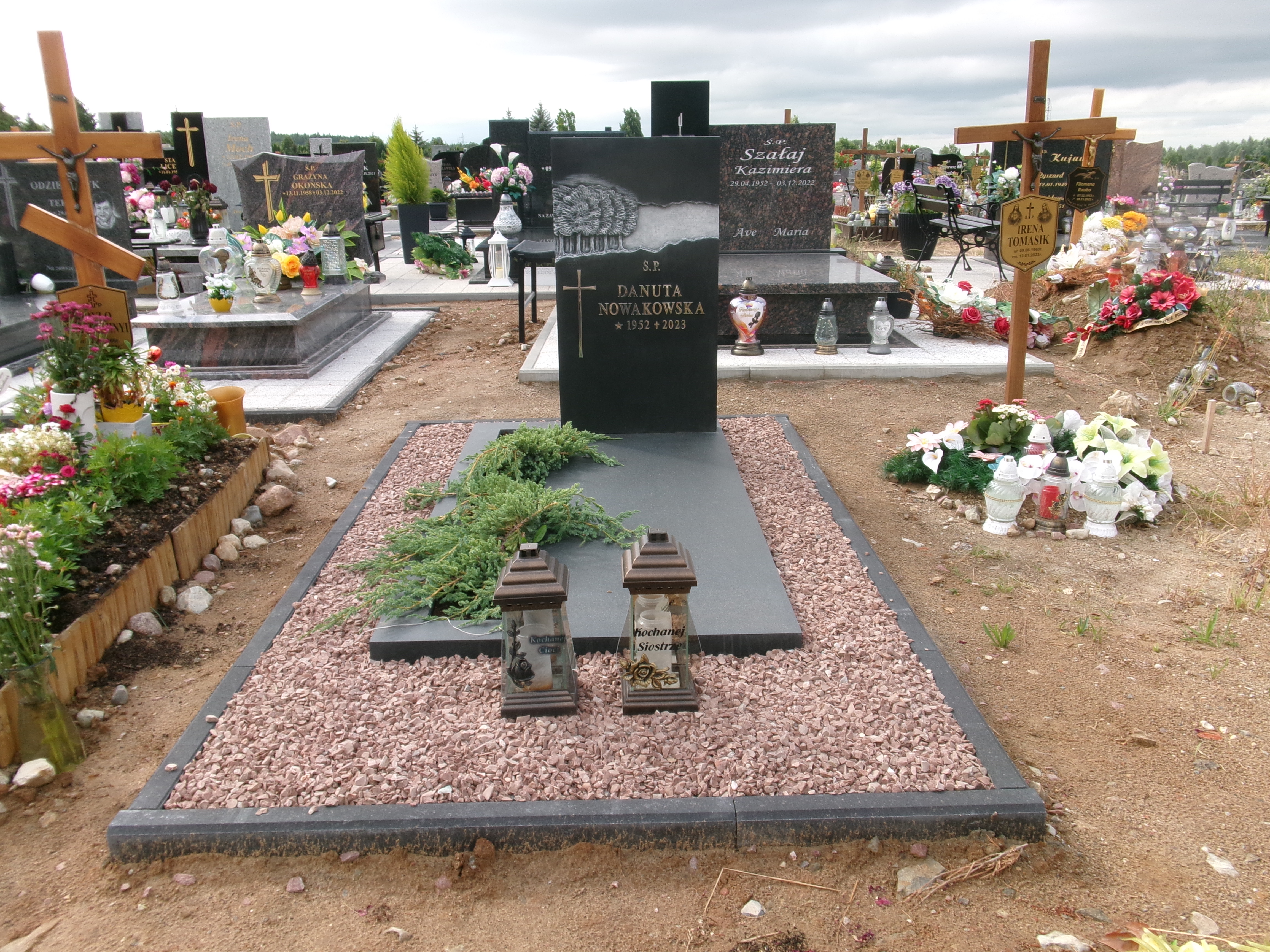 Grób Danuta Nowakowska