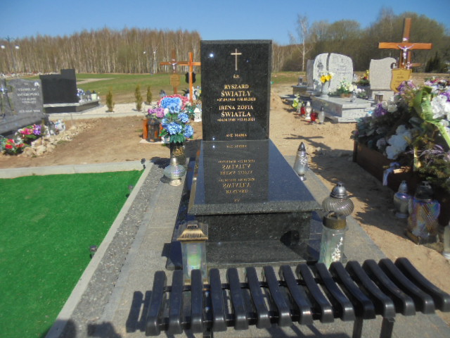 Grób Irena  Światła