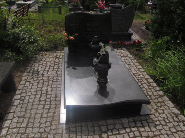 Grób Michał Bury