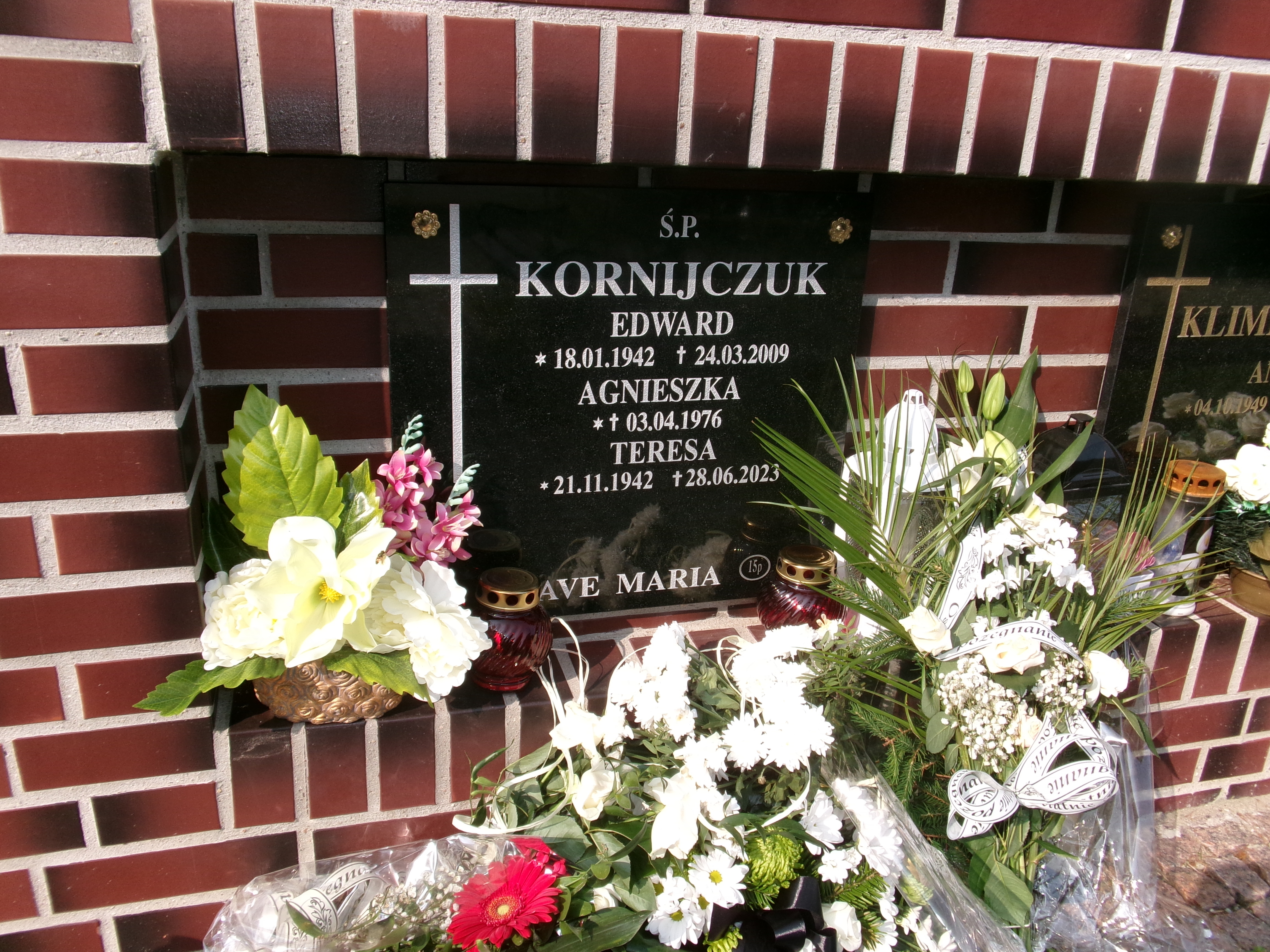 Agnieszka Kornijczuk 1976 Elbląg - Grobonet - Wyszukiwarka osób pochowanych