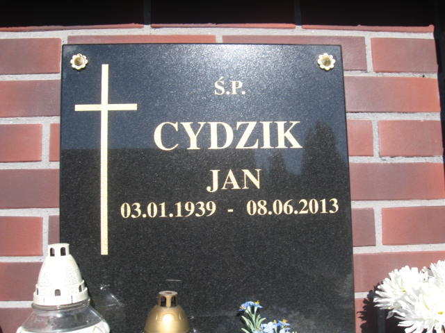 Anna   Justyna Urbańska 1975 Elbląg - Grobonet - Wyszukiwarka osób pochowanych