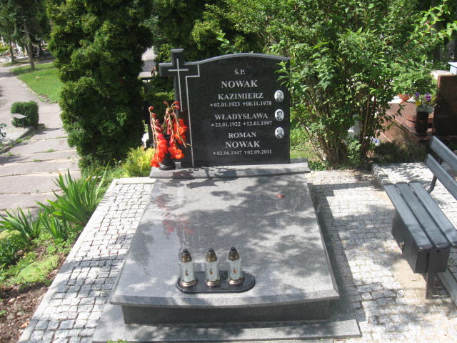 Grób Władysława Nowak